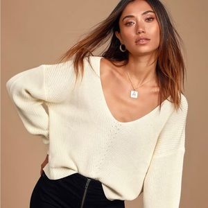 Lulu’s cream/white sweater XS